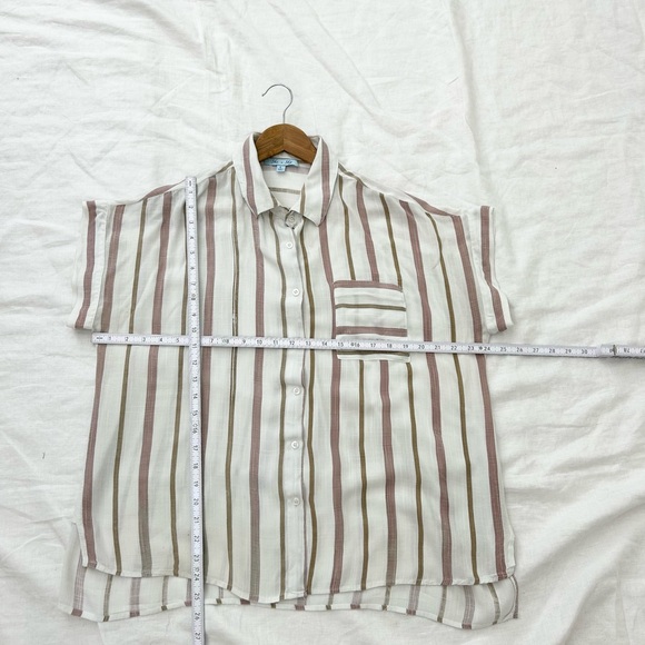 She + Sky Perfect Beach Button Down Shirt - Picture 3 of 8